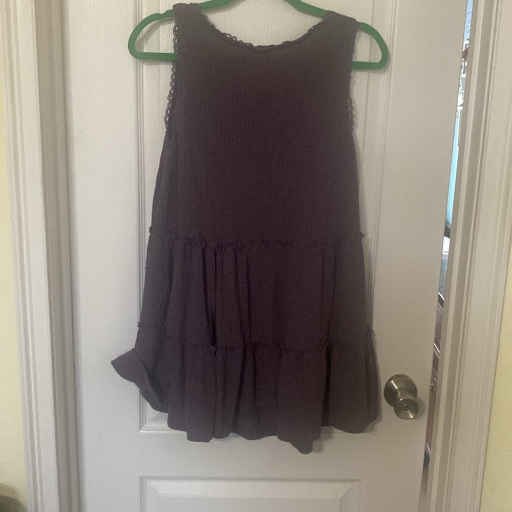 Umgee purple ruffle tank - Picture 4 of 4